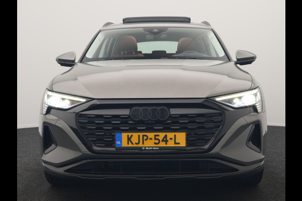 Audi Q8 e-tron 55 Quattro Advanced Edition 106 kWh 408pk Dealer O.H. | Luchtvering | Panodak | Adaptive Cruise | Head Up | Bang & Olufsen | Matrix LED | 360 Camera | Lederen Sportstoelen & Stuur Verwarmd | Sfeerverlichting | Apple Carplay | Blis |