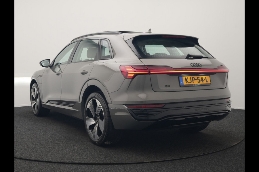 Audi Q8 e-tron 55 Quattro Advanced Edition 106 kWh 408pk Dealer O.H. | Luchtvering | Panodak | Adaptive Cruise | Head Up | Bang & Olufsen | Matrix LED | 360 Camera | Lederen Sportstoelen & Stuur Verwarmd | Sfeerverlichting | Apple Carplay | Blis |