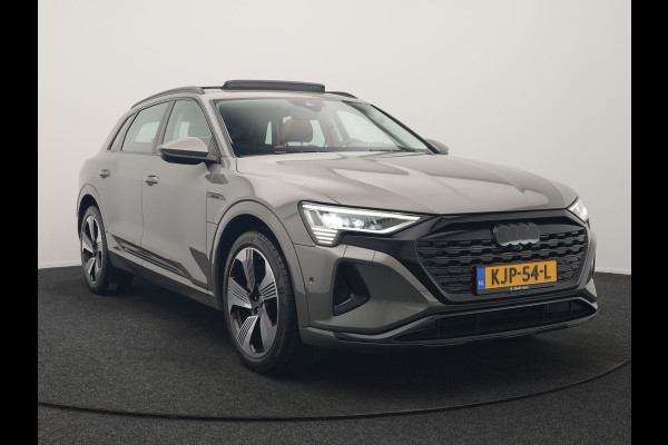 Audi Q8 e-tron 55 Quattro Advanced Edition 106 kWh 408pk Dealer O.H. | Luchtvering | Panodak | Adaptive Cruise | Head Up | Bang & Olufsen | Matrix LED | 360 Camera | Lederen Sportstoelen & Stuur Verwarmd | Sfeerverlichting | Apple Carplay | Blis |