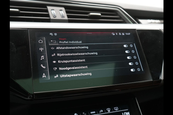 Audi Q8 e-tron 55 Quattro Advanced Edition 106 kWh 408pk Dealer O.H. | Luchtvering | Panodak | Adaptive Cruise | Head Up | Bang & Olufsen | Matrix LED | 360 Camera | Lederen Sportstoelen & Stuur Verwarmd | Sfeerverlichting | Apple Carplay | Blis |