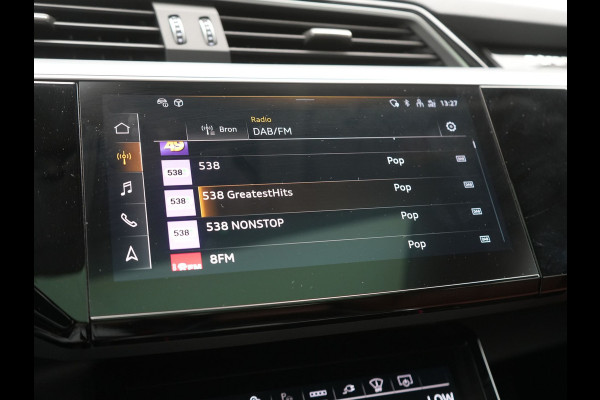 Audi Q8 e-tron 55 Quattro Advanced Edition 106 kWh 408pk Dealer O.H. | Luchtvering | Panodak | Adaptive Cruise | Head Up | Bang & Olufsen | Matrix LED | 360 Camera | Lederen Sportstoelen & Stuur Verwarmd | Sfeerverlichting | Apple Carplay | Blis |