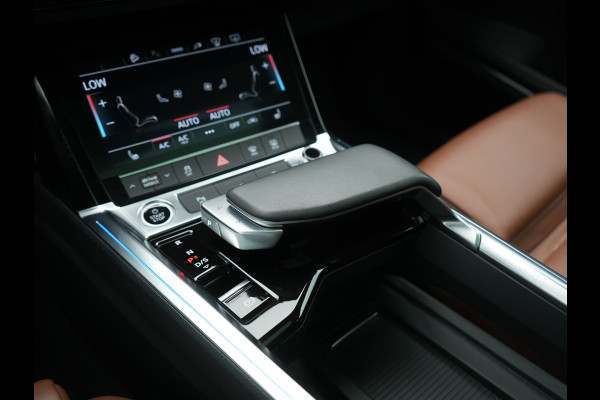 Audi Q8 e-tron 55 Quattro Advanced Edition 106 kWh 408pk Dealer O.H. | Luchtvering | Panodak | Adaptive Cruise | Head Up | Bang & Olufsen | Matrix LED | 360 Camera | Lederen Sportstoelen & Stuur Verwarmd | Sfeerverlichting | Apple Carplay | Blis |