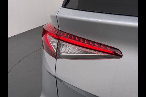 Škoda ENYAQ iV 60 SOH 90% Warmtepomp Trekhaak Panoramadak Adap.Cruise Navi Ecc 360°Camera Apple Carplay Android Auto Stuurverwarming Privacy Glas Lmv 19" Led matrix Keyless advanced Rijstrooksensor Origineel Nederlandse Auto