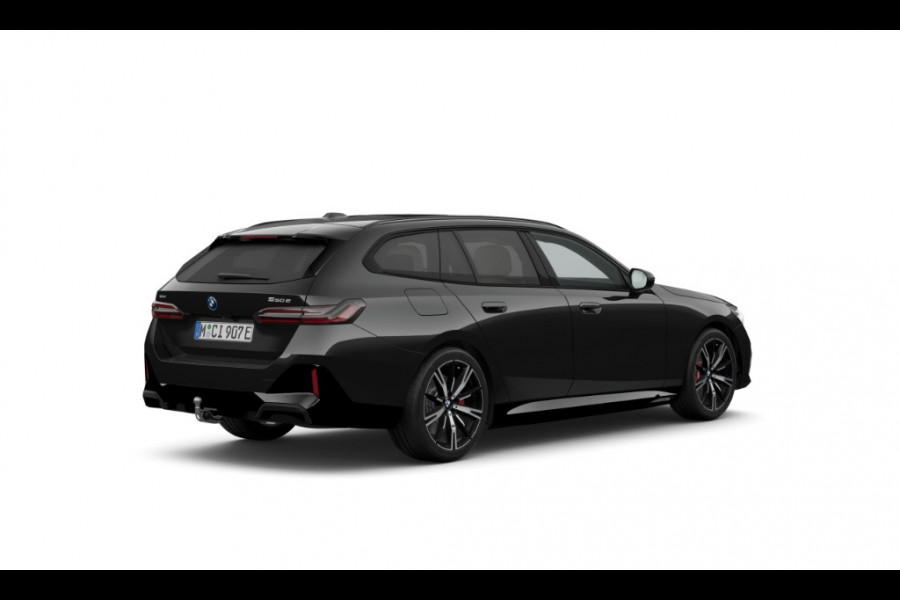 BMW 5 Serie Touring 550e xDrive - M-Sport Pro - Pano - Bowers & Wilkins - Onderstel Prof