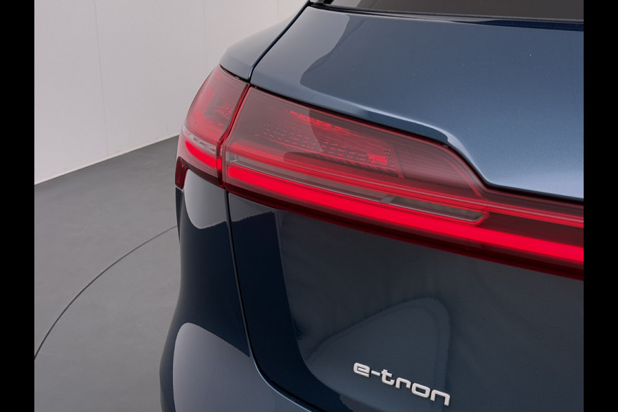 Audi e-tron 55 Quattro Advanced Edition Plus 95kWh Panoramadak Camera Bang&Olufsen® Adap.Cruise Leder+Memory+Verwarmd Apple Carplay Android  Elek.Achterklep Lmv 20" Privacy Glas SOH 87% DAB Led Origineel Nederlandse Auto Dealeronderhouden
