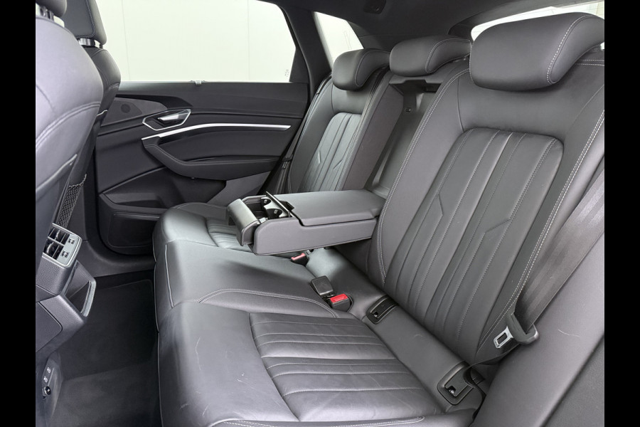 Audi e-tron 55 Quattro Advanced Edition Plus 95kWh Panoramadak Camera Bang&Olufsen® Adap.Cruise Leder+Memory+Verwarmd Apple Carplay Android  Elek.Achterklep Lmv 20" Privacy Glas SOH 87% DAB Led Origineel Nederlandse Auto Dealeronderhouden
