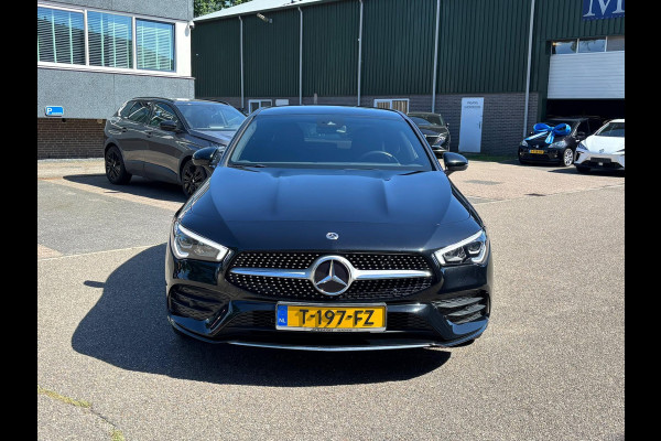 Mercedes-Benz CLA-Klasse 250 e AMG PHEV | SFEERVERLICHTING | WIDESCREEN | AFN. TREKHAAK | STOELVERWARMING | 19 INCH | RIJKLAAR MET 12 MND BOVAG GARANTIE
