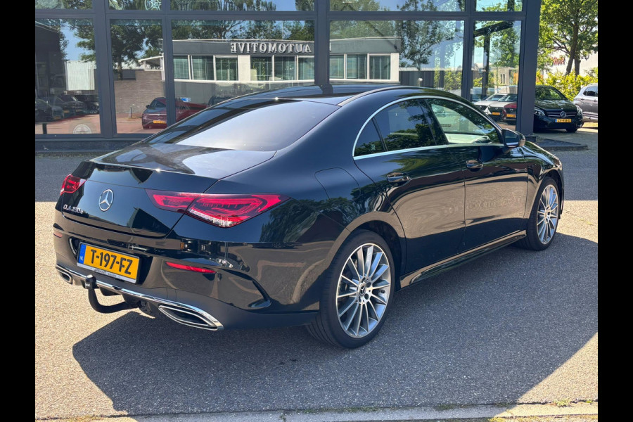 Mercedes-Benz CLA-Klasse 250 e AMG PHEV | SFEERVERLICHTING | WIDESCREEN | AFN. TREKHAAK | STOELVERWARMING | 19 INCH | RIJKLAAR MET 12 MND BOVAG GARANTIE