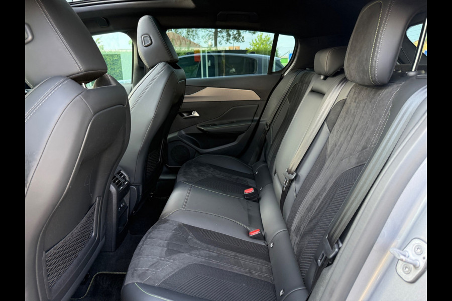 Peugeot 308 1.2 Turbo GT - Automaat - Pano/Schuifdak - Navi - Org.NL