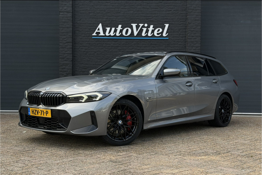 BMW 3 Serie Touring 330e M-Sport Pro | Widescreen | Memory | Camera | Laserlight | Adaptive Cruise