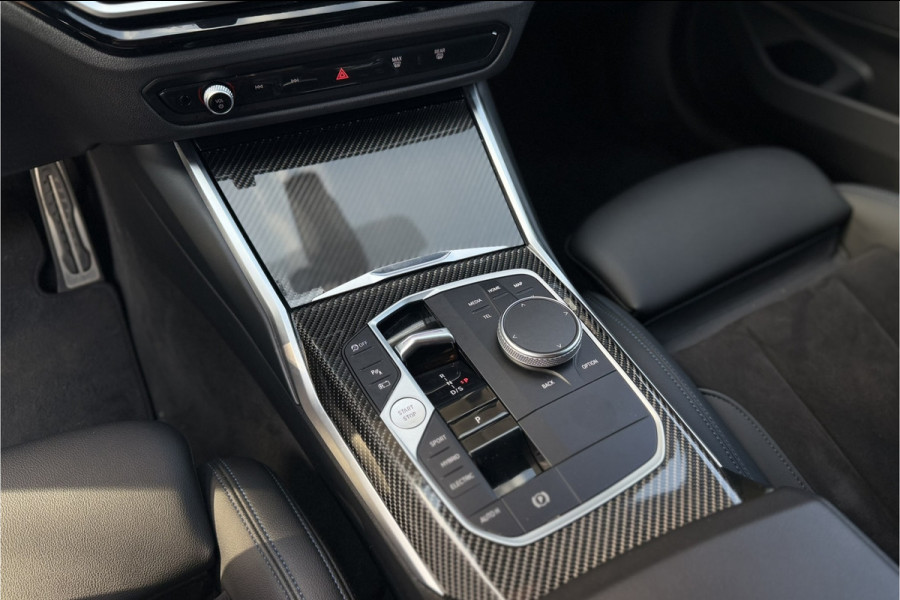 BMW 3 Serie Touring 330e M-Sport Pro | Widescreen | Memory | Camera | Laserlight | Adaptive Cruise