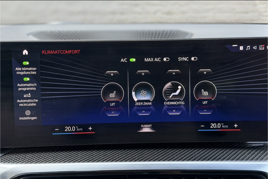 BMW 3 Serie Touring 330e M-Sport Pro | Widescreen | Memory | Camera | Laserlight | Adaptive Cruise