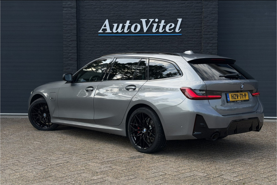 BMW 3 Serie Touring 330e M-Sport Pro | Widescreen | Memory | Camera | Laserlight | Adaptive Cruise
