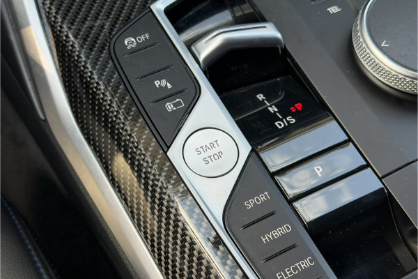 BMW 3 Serie Touring 330e M-Sport Pro | Widescreen | Memory | Camera | Laserlight | Adaptive Cruise