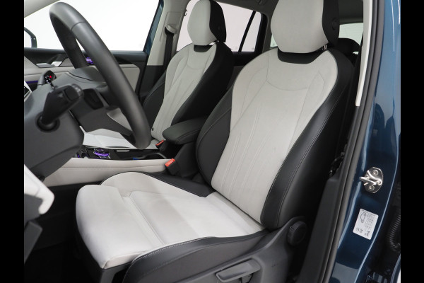 Volkswagen Tiguan 1.5 eHybrid Sport | 5 Jaar Garantie | Leder/Alcantara | Trekhaak | Massage | 360 | Sfeerlicht | Keyless | Adaptive Cruise