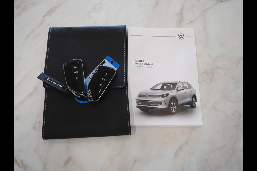 Volkswagen Tiguan 1.5 eHybrid Sport | 5 Jaar Garantie | Leder/Alcantara | Trekhaak | Massage | 360 | Sfeerlicht | Keyless | Adaptive Cruise