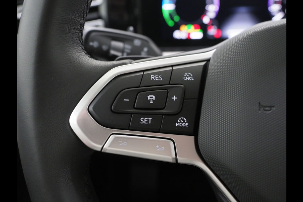 Volkswagen Tiguan 1.5 eHybrid Sport | 5 Jaar Garantie | Leder/Alcantara | Trekhaak | Massage | 360 | Sfeerlicht | Keyless | Adaptive Cruise