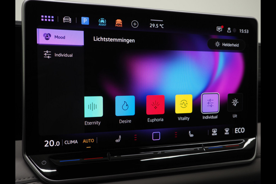 Volkswagen Tiguan 1.5 eHybrid Sport | 5 Jaar Garantie | Leder/Alcantara | Trekhaak | Massage | 360 | Sfeerlicht | Keyless | Adaptive Cruise