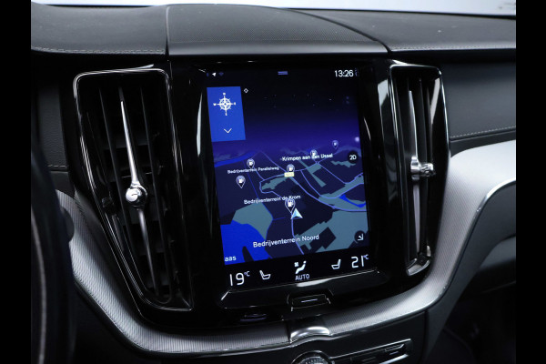 Volvo XC60 2.0 T8 Twin Engine AWD Inscription Sport (PANORAMADAK,NAVI,CAMERA,STOELVERWARMING,LED,GETINT,SPORTSTOELEN,LM VELGEN)
