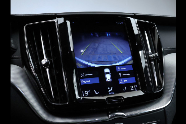 Volvo XC60 2.0 T8 Twin Engine AWD Inscription Sport (PANORAMADAK,NAVI,CAMERA,STOELVERWARMING,LED,GETINT,SPORTSTOELEN,LM VELGEN)