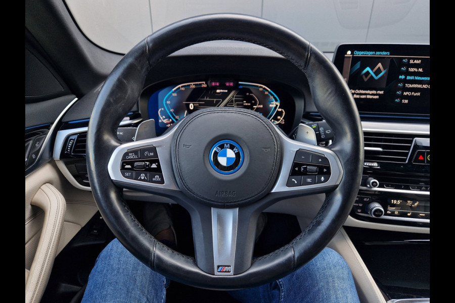 BMW 5 Serie Touring 530e SOH 87% BMW garantie t/m 2028!