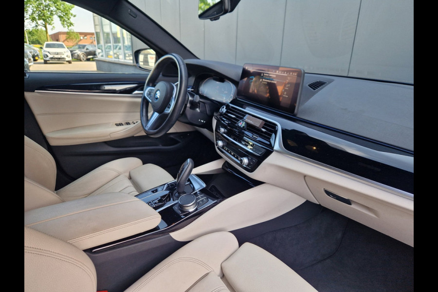 BMW 5 Serie Touring 530e SOH 87% BMW garantie t/m 2028!