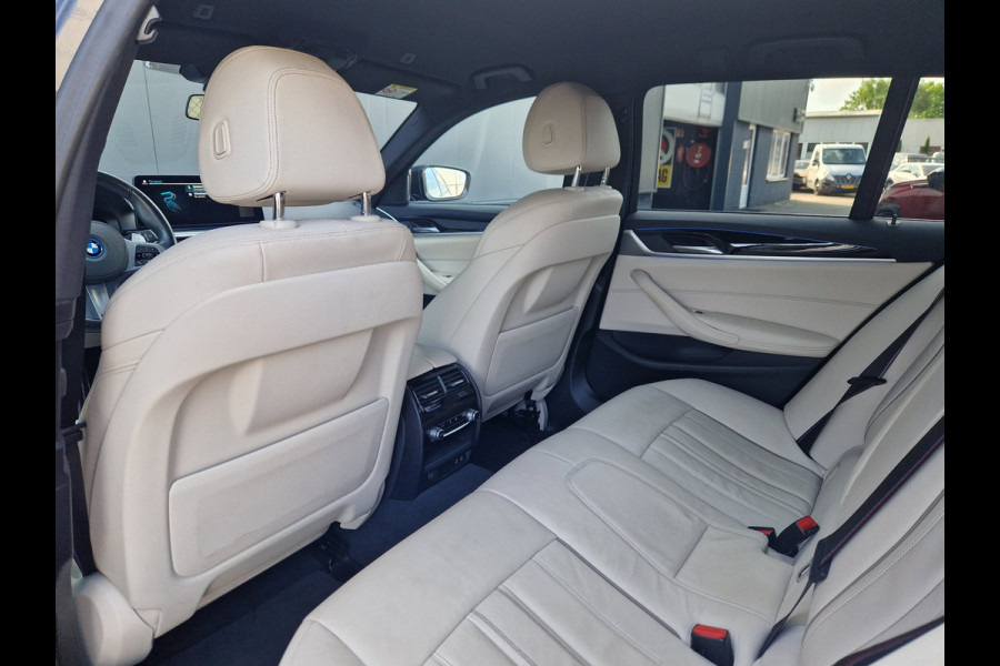 BMW 5 Serie Touring 530e SOH 87% BMW garantie t/m 2028!