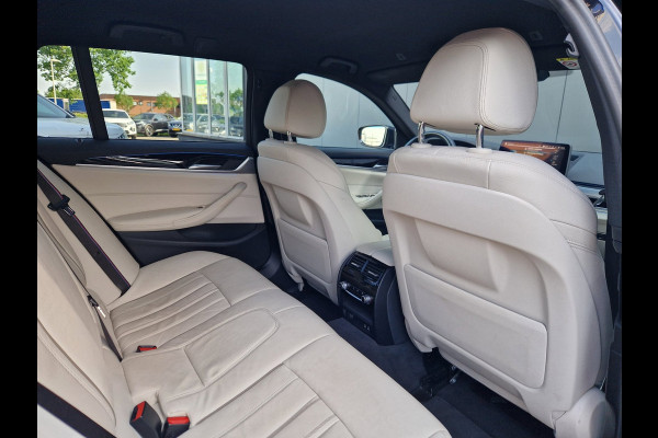 BMW 5 Serie Touring 530e SOH 87% BMW garantie t/m 2028!