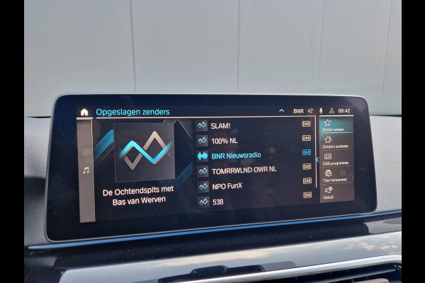 BMW 5 Serie Touring 530e SOH 87% BMW garantie t/m 2028!