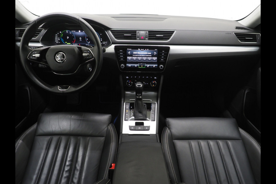 Škoda Superb Combi 1.4 TSI iV 218PK | Leder | Trekhaak | Memory | Virtual | Camera | Adaptive Cruise | Carplay