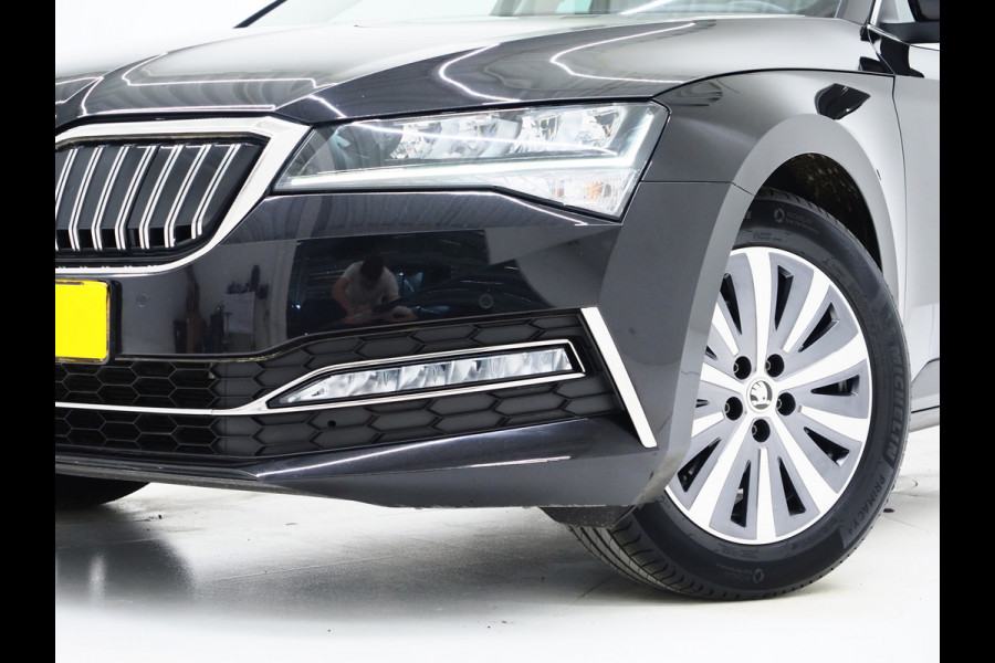 Škoda Superb Combi 1.4 TSI iV 218PK | Leder | Trekhaak | Memory | Virtual | Camera | Adaptive Cruise | Carplay
