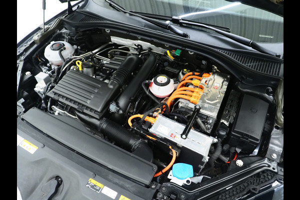 Škoda Superb Combi 1.4 TSI iV 218PK | Leder | Trekhaak | Memory | Virtual | Camera | Adaptive Cruise | Carplay