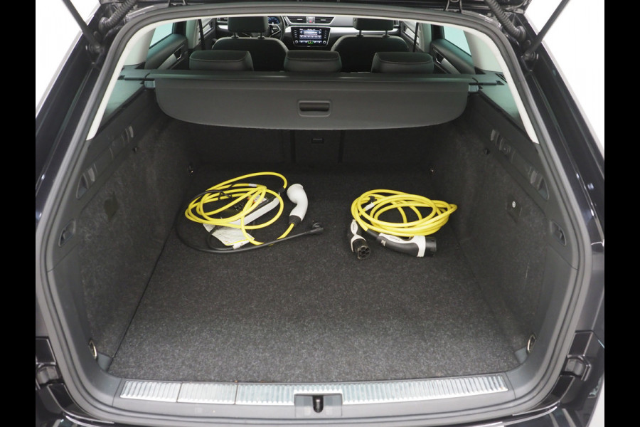 Škoda Superb Combi 1.4 TSI iV 218PK | Leder | Trekhaak | Memory | Virtual | Camera | Adaptive Cruise | Carplay
