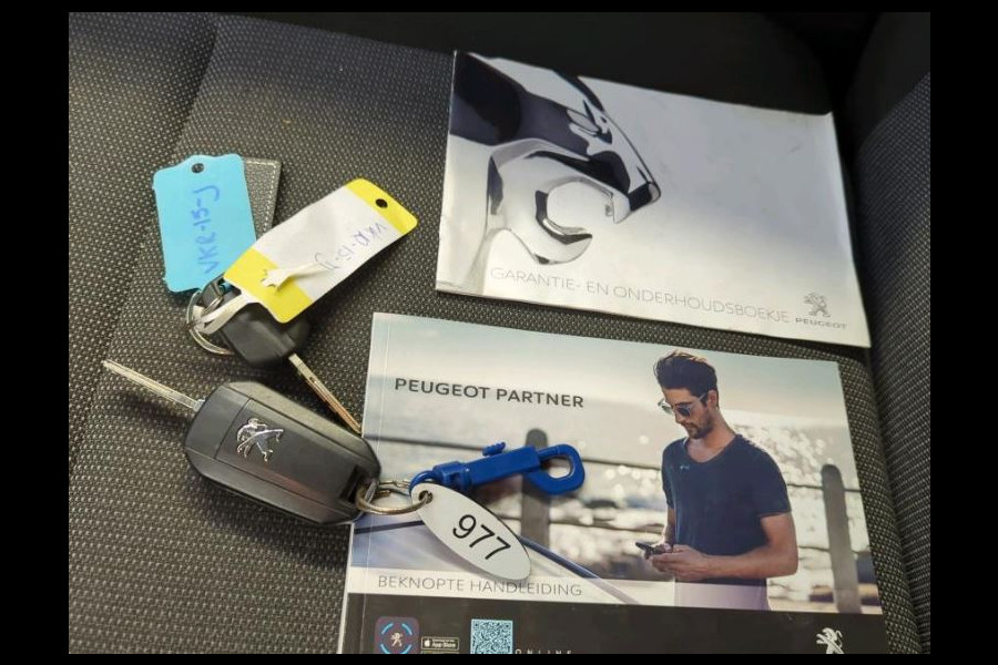 Peugeot Partner 1.2 Benzine 111PK Euro6 Premium / Airco / Navigatie / Cruise-ctr. / Schuifdeur + Raam / Radio multimedia
