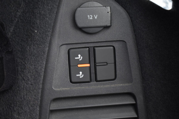 Volkswagen Touareg 3.0 TSi eHybrid ATMOSPHERE 4MOTION TREKHAAK/HEAD-UP/PANORAMADAK 1E EIG