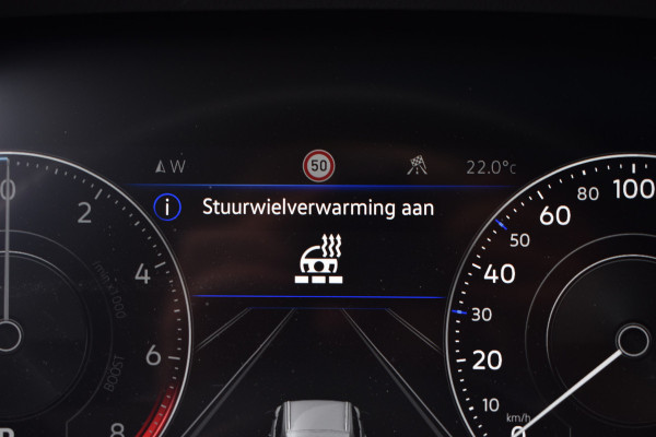 Volkswagen Touareg 3.0 TSi eHybrid ATMOSPHERE 4MOTION TREKHAAK/HEAD-UP/PANORAMADAK 1E EIG