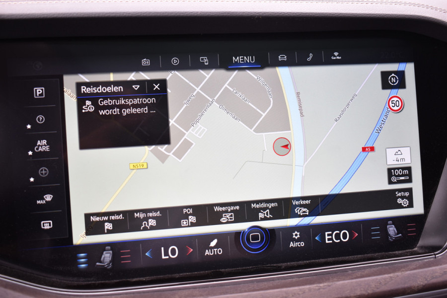 Volkswagen Touareg 3.0 TSi eHybrid ATMOSPHERE 4MOTION TREKHAAK/HEAD-UP/PANORAMADAK 1E EIG