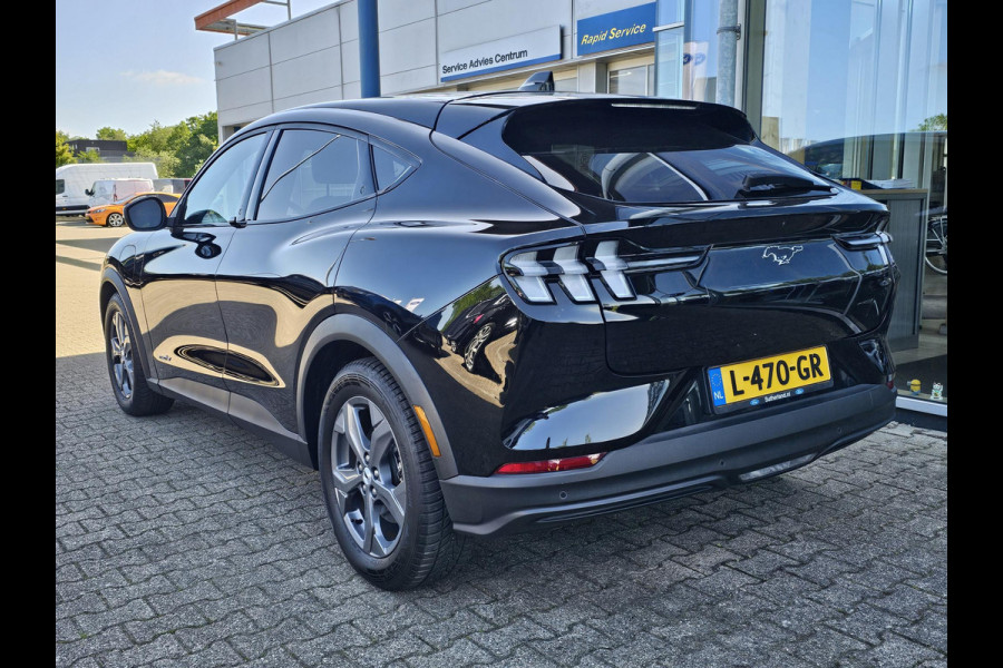 Ford Mustang Mach-E RWD 75 kWh Leder | Stoelverwarming | Adaptive cruise control | Dodehoekdetectie | Camera | Full led etc.