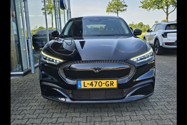 Ford Mustang Mach-E RWD 75 kWh Leder | Stoelverwarming | Adaptive cruise control | Dodehoekdetectie | Camera | Full led etc.