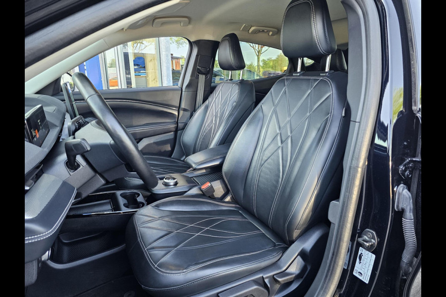 Ford Mustang Mach-E RWD 75 kWh Leder | Stoelverwarming | Adaptive cruise control | Dodehoekdetectie | Camera | Full led etc.