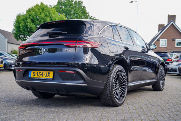 Mercedes-Benz EQC 400 4MATIC AMG Line Premium Plus 80 kWh |Camera | Lane assist | Stoelverwarming