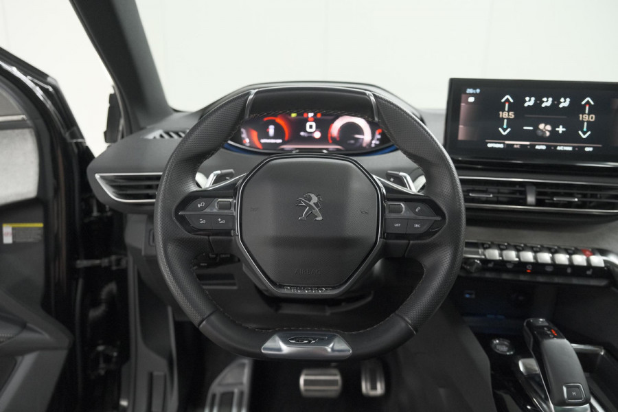 Peugeot 5008 1.6 PureTech 180 EAT8 GT Pack | COMPLEET! | Schuif-/Kanteldak | 360 Camera | Trekhaak | Focal Premium Audio