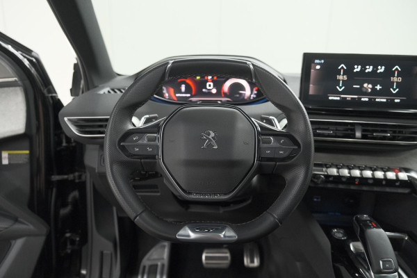Peugeot 5008 1.6 PureTech 180 EAT8 GT Pack | COMPLEET! | Schuif-/Kanteldak | 360 Camera | Trekhaak | Focal Premium Audio