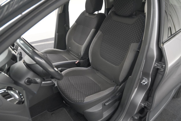 Renault Captur TCe 150 EDC Intens | Camera | Dodehoekdetectie | Navigatie | Easy Life Pack
