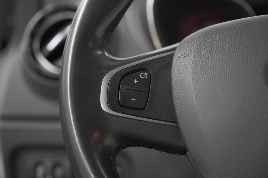 Renault Captur TCe 150 EDC Intens | Camera | Dodehoekdetectie | Navigatie | Easy Life Pack