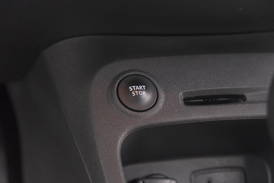 Renault Captur TCe 150 EDC Intens | Camera | Dodehoekdetectie | Navigatie | Easy Life Pack