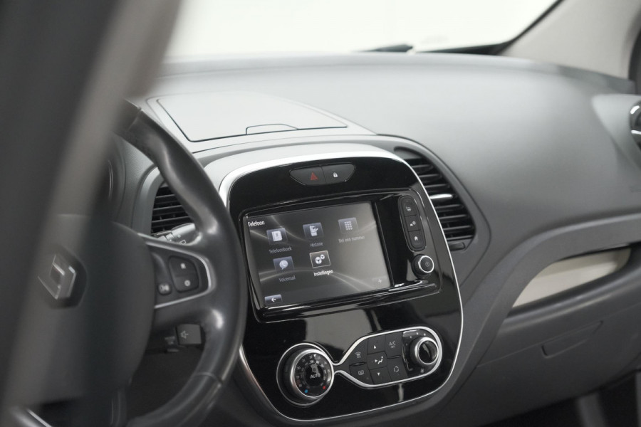 Renault Captur TCe 150 EDC Intens | Camera | Dodehoekdetectie | Navigatie | Easy Life Pack