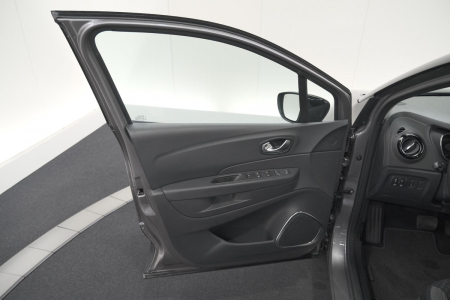 Renault Captur TCe 150 EDC Intens | Camera | Dodehoekdetectie | Navigatie | Easy Life Pack