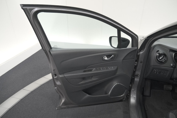 Renault Captur TCe 150 EDC Intens | Camera | Dodehoekdetectie | Navigatie | Easy Life Pack