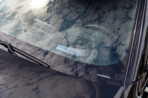BMW 5 Serie Touring 520i High Executive | M-Pakket | Harman/Kardon | Panorama | Camera | Head up Display | LED | Trekhaak |